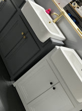 Load image into Gallery viewer, Bathrooms Liverpool Showroom Images